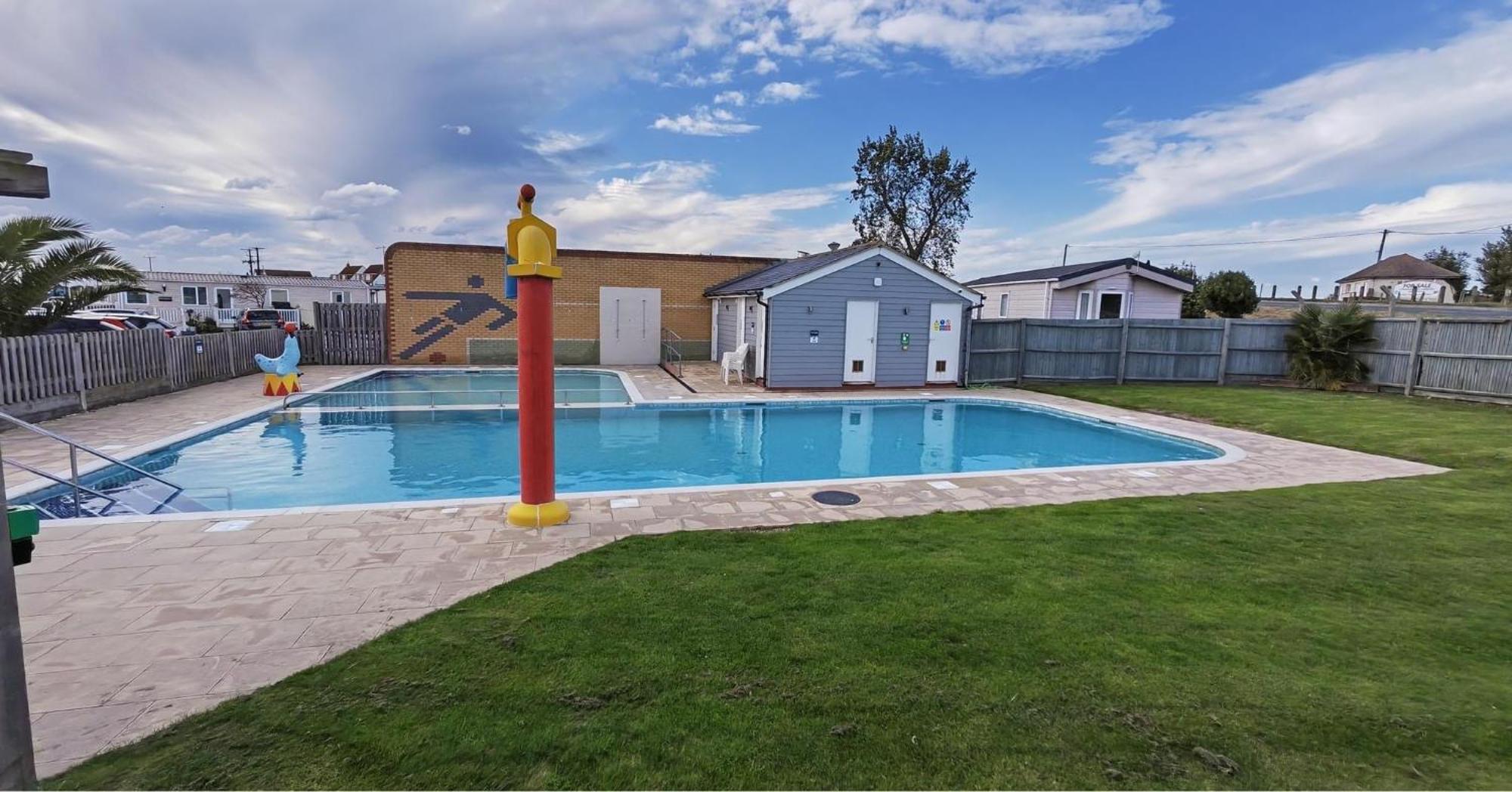 فندق Whitstable Arizona Seasalter المظهر الخارجي الصورة